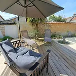 Des Thermes, St Jean D'angely Villa *