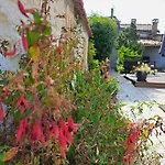Villa Des Thermes, St Jean D'angely *